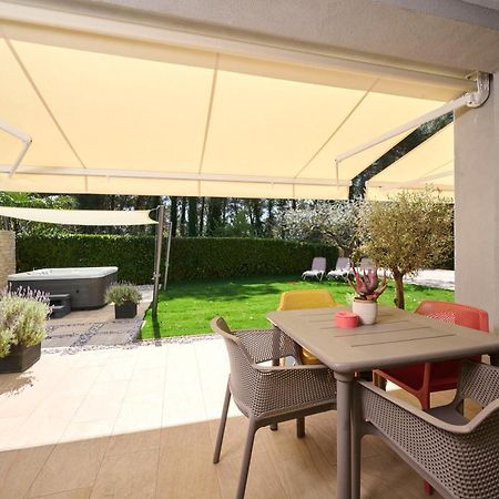 Apartments Martello Garden Пореч Екстериор снимка