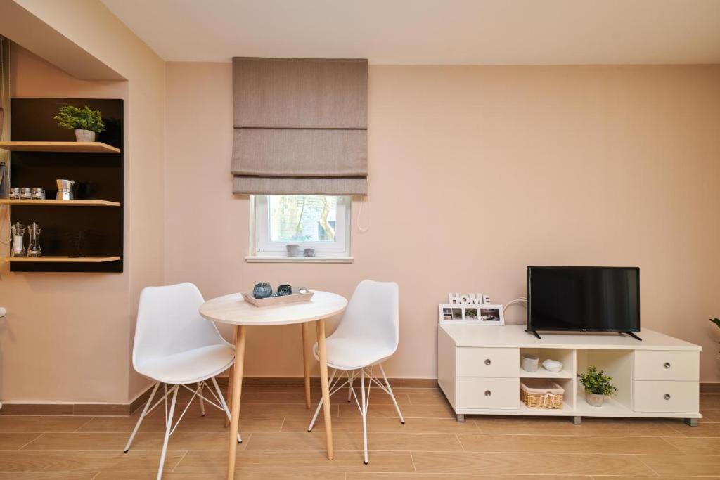Apartments Martello Garden Пореч Екстериор снимка